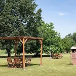 Quercesecca Alloggio per agriturismo *